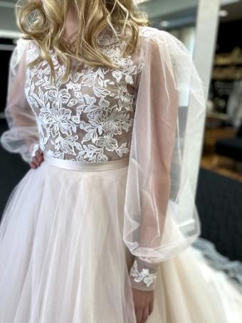 Dream Collection 135532 #4 Ivory / Soft Blush thumbnail