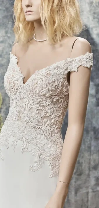 Maggie Sottero 136136 #9 Ivory/Pewter Accent thumbnail