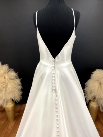 Dream Collection 134535 #4 Ivory thumbnail