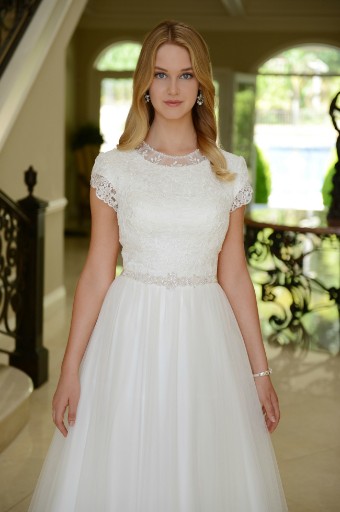 Dream Collection 130114 #3 Ivory thumbnail