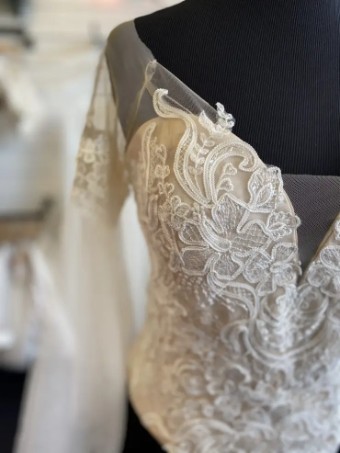 Dream Collection 134506 #1 Ivory/Nude thumbnail