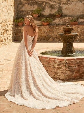 Maggie Sottero 138161 #10 Ivory / Soft Blush thumbnail