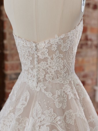 Maggie Sottero 138161 #11 Ivory / Soft Blush thumbnail