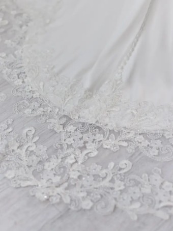 Rebecca Ingram 138100 #11 All Ivory w Ivory Illusion thumbnail