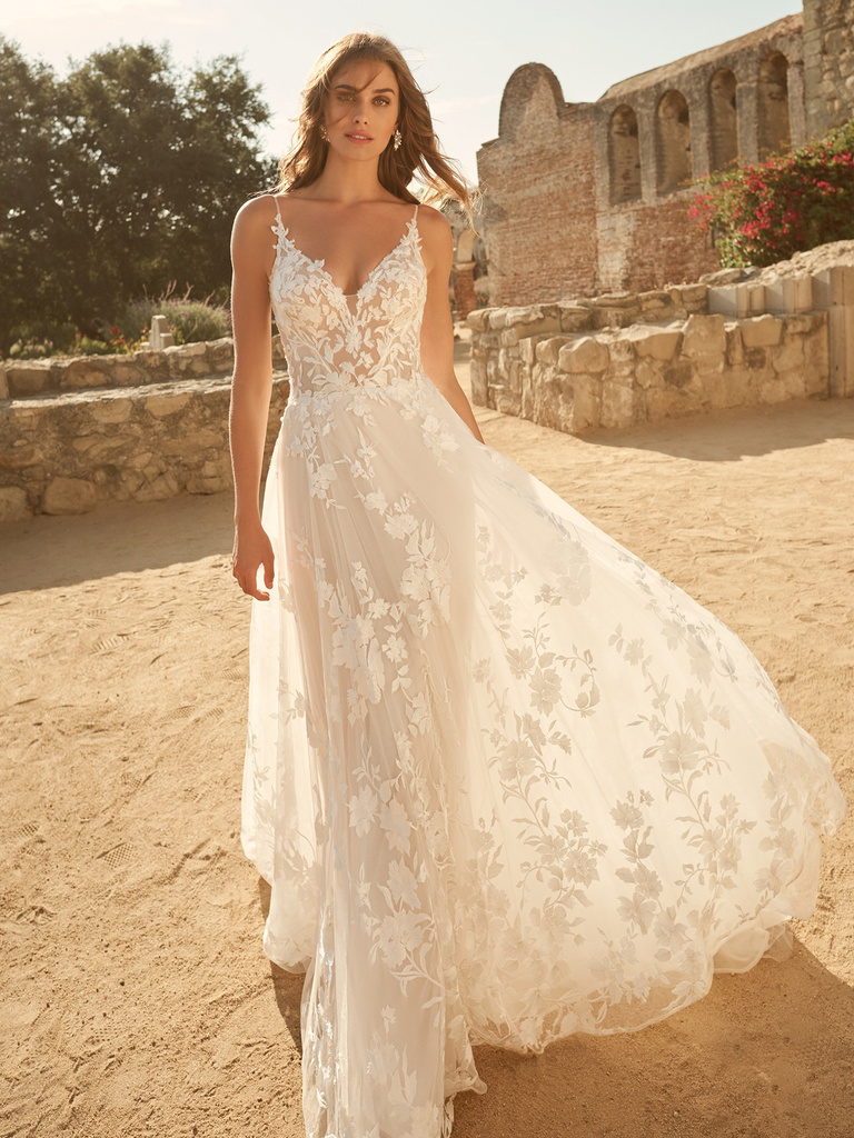 Pearl Ivory Wedding Dress