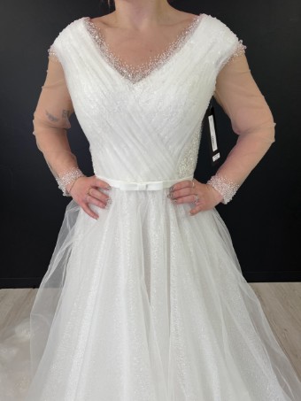 Oksana Mukha 138729 #1 Ivory thumbnail