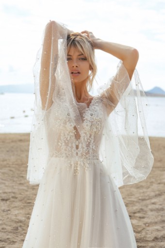 Oksana Mukha 138732 #4 Ivory / Soft Blush thumbnail