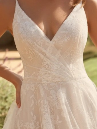 Maggie Sottero 138143 #4 Ivory / Soft Blush thumbnail
