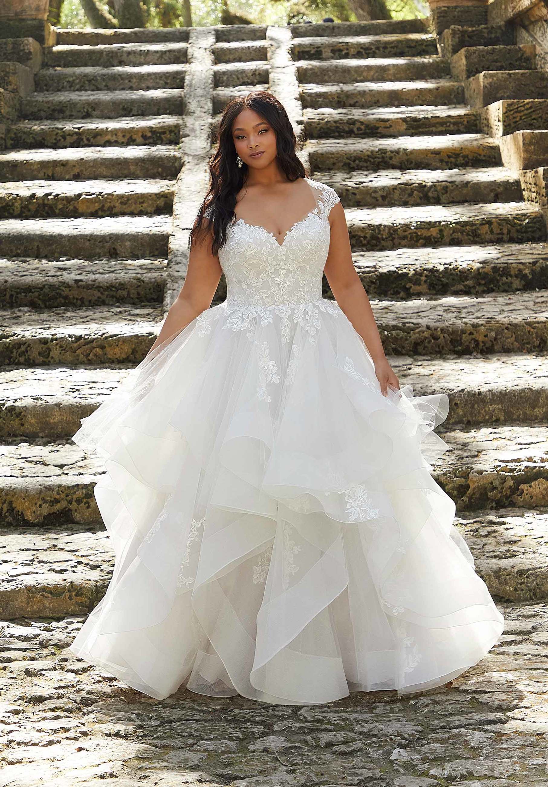 Ivory and lavender wedding dress outlet