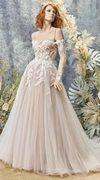 Maggie Sottero 136186 #4 Ivory thumbnail