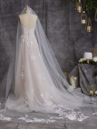 Rebecca Ingram 139945 #0 default Ivory thumbnail