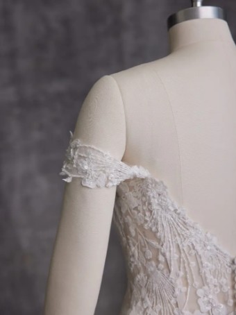 Maggie Sottero 139018 #10 Ivory/Mauve/Nude thumbnail