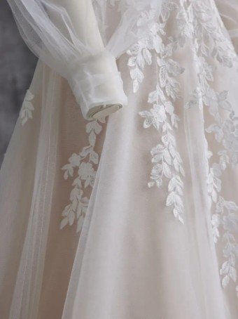 Rebecca Ingram 140008 #30 Ivory over Soft Blush/Natural Illusion thumbnail