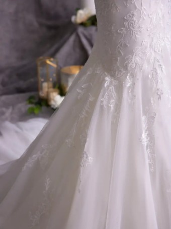 Maggie Sottero 140035 #18 Ivory over Pearl (Ivory Illusion) thumbnail