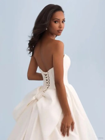 Disney Fairy Tale Weddings Collection 140153 #3 Ivory thumbnail