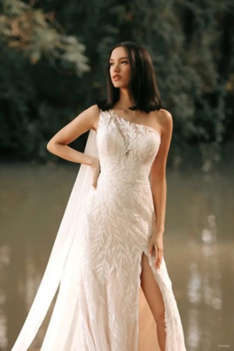 Disney Fairy Tale Weddings Collection 140158 #4 Almond/Champagne/Ivory/Nude thumbnail