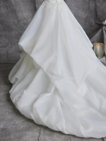 Sottero and Midgley 140069 #8 default Ivory (Natural Illusion) thumbnail