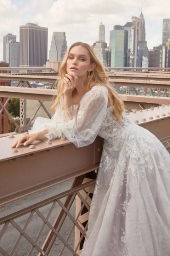 Allure 140114 #18 Lavender/Iv/Nude thumbnail