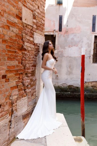 Oksana Mukha 140506 #4 Ivory thumbnail