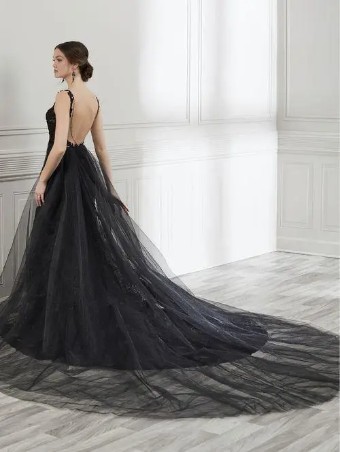 House of Wu 139436 Overskirt #0 default Black/Silver thumbnail
