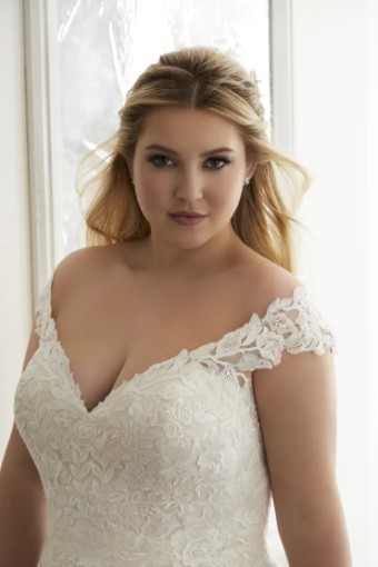 Morilee 136054 #2 Ivory/Nude/Honey thumbnail