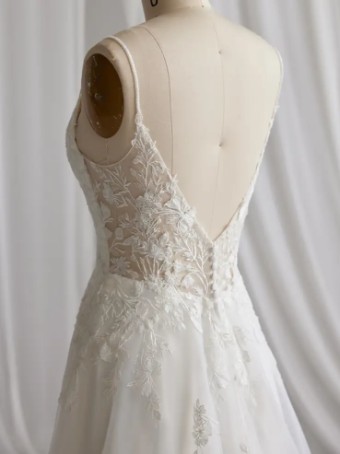 Maggie Sottero 141039 #10 Ivory thumbnail