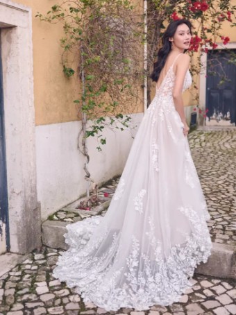 Maggie Sottero 141039 #7 Ivory thumbnail