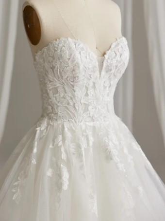 Maggie Sottero 141031 #16 ivory/champagne thumbnail