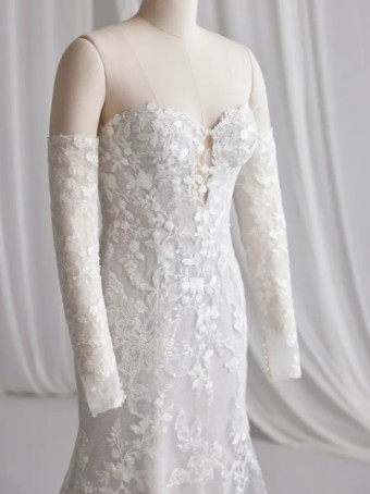 Sottero and Midgley 141058 #6 Ivory over Soft Nude (Natural Illusion) thumbnail