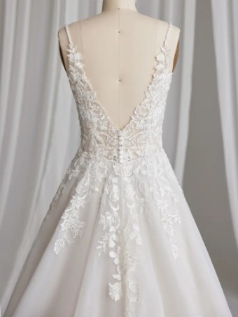 Rebecca Ingram 141094 #18 Ivory over Pearl (Ivory Illusion) thumbnail