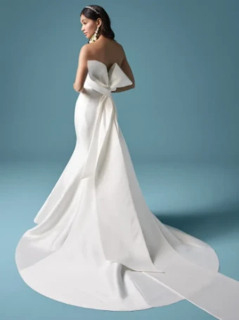 Maggie Sottero 141121 #3 Diamond White thumbnail