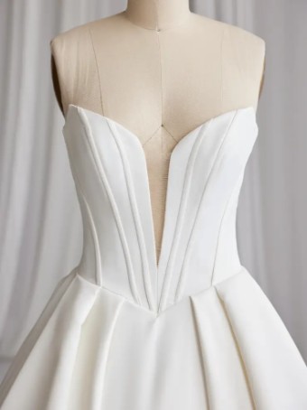 Maggie Sottero 141008 #4 Ivory thumbnail