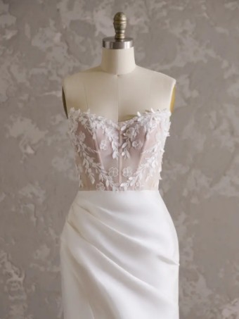 Rebecca Ingram 142890 #8 Ivory (Natural Illusion) thumbnail