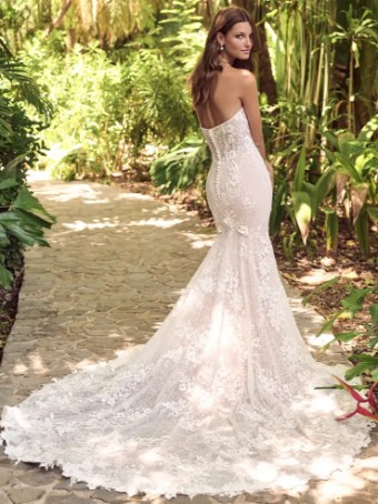 Maggie Sottero 143874 #14 Ivory over Soft Blush/Natural Illusion thumbnail