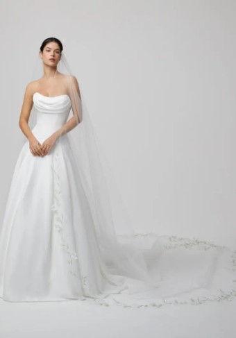 Morilee 143375 #4 Ivory thumbnail