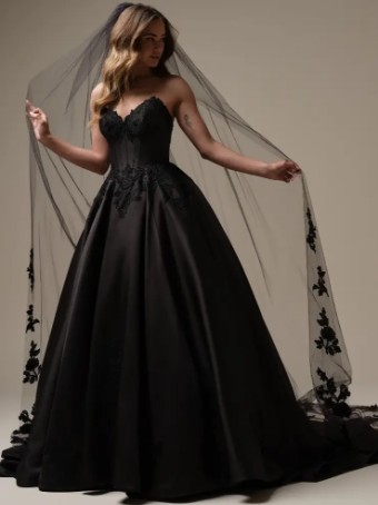 Maggie Sottero 144806 #8 Black Ivory thumbnail