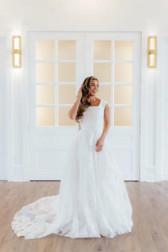 Dream Collection 142542 #1 Ivory thumbnail