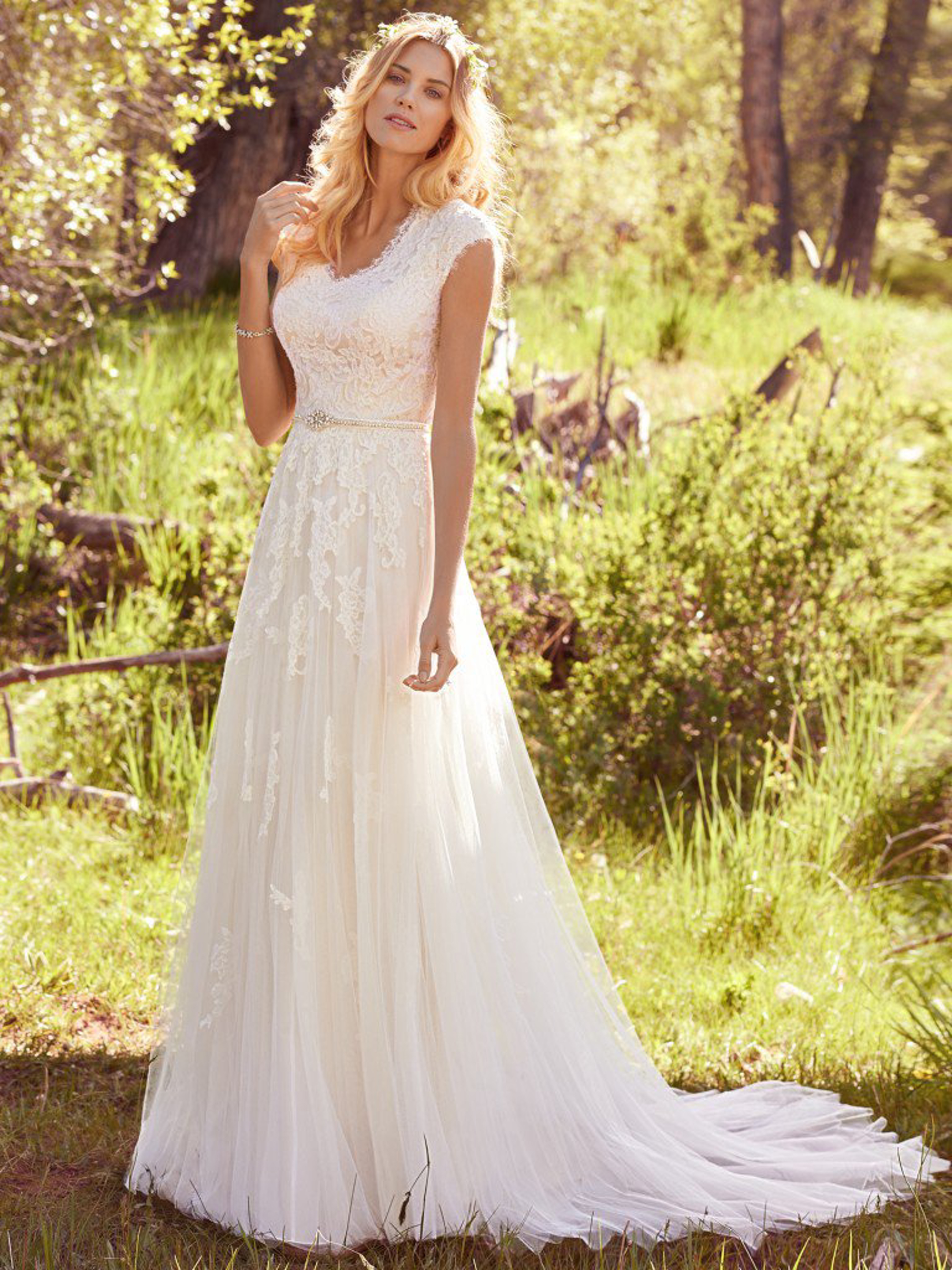 Maggie sottero light clearance ivory