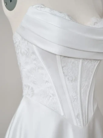Maggie Sottero 144981 #3 Ivory thumbnail