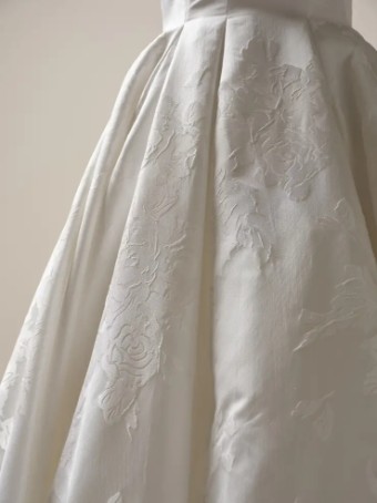 Maggie Sottero 144813 #7 Diamond White thumbnail