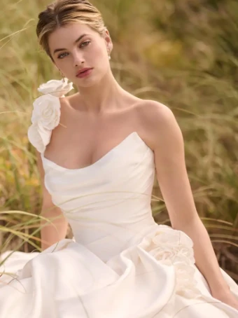 Maggie Sottero 145433 #6 Ivory thumbnail