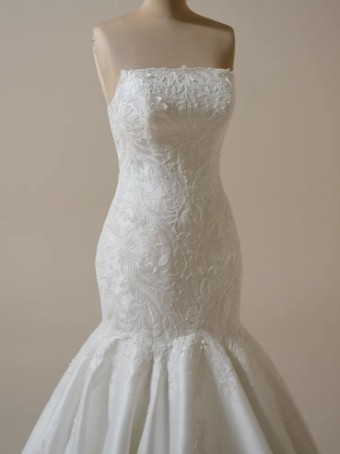 Maggie Sottero 144953 #7 Ivory thumbnail