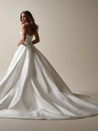 Maggie Sottero 144971 #1 Diamond White thumbnail