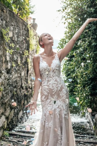 Allure 145109 #4 Ivory/Nude thumbnail