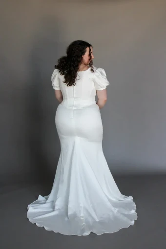 Casablanca Bridal 145400 #26 Ivory thumbnail