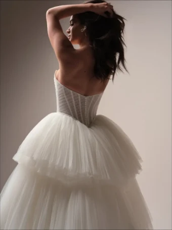 Maggie Sottero 145880 #5 Diamond White thumbnail
