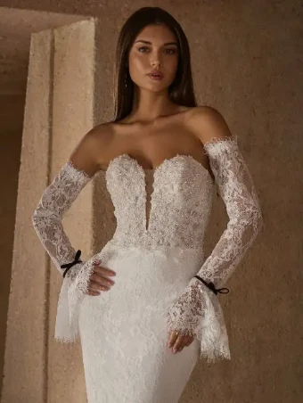 Casablanca Bridal 145410 #1 Ivory Ivory/Black thumbnail