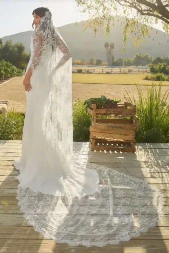 Casablanca Bridal 145415 #1 default Ivy thumbnail