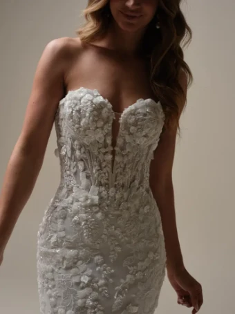 Sottero and Midgley 146805 #6 Ivory (Natural Illusion) thumbnail