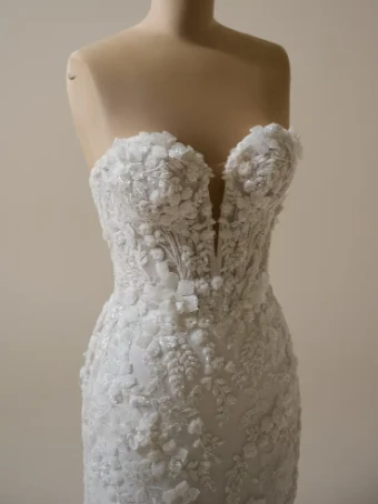 Sottero and Midgley 146805 #11 Ivory (Natural Illusion) thumbnail